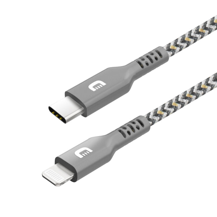 高耐久充電ケーブル SuperCord USB-C Lightning
